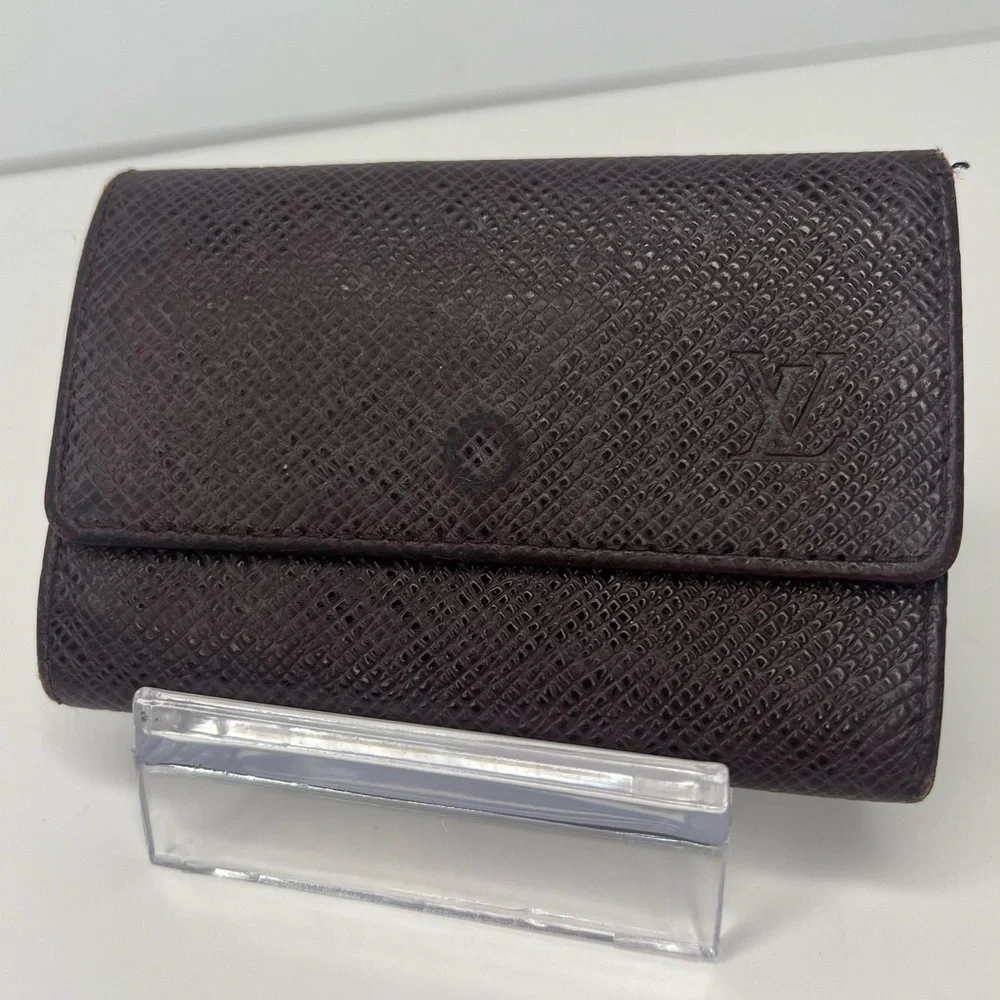 🤎Louis Vuitton Red/Brown Leather Trifold Button Type Key Case/Holder‎ 🤎